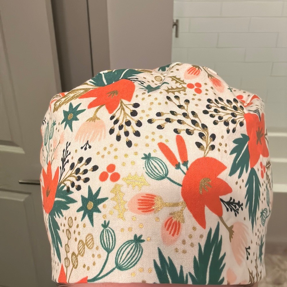 Poinsetta scrub cap